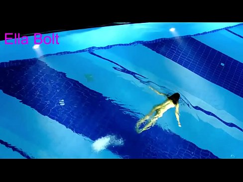 ❤️ എനിക്ക് കാണുന്നത് നിർത്താൻ കഴിയില്ല, ELLA BOLT റിസോർട്ട് പൂളിൽ നഗ്നയായി നീന്തുന്ന യുവ സുന്ദരിയെ പിടികൂടി സൂപ്പർ സെക്സ് ഞങ്ങളിൽ ❌❤